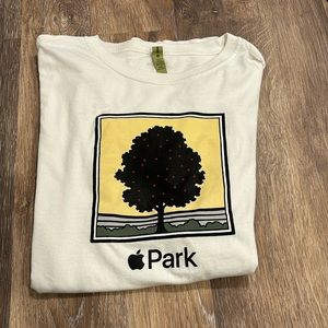 Apple Park T shirt